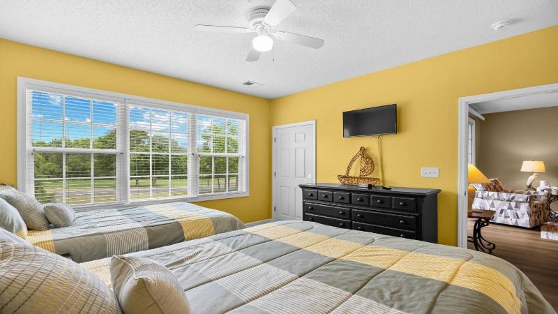 522 Ironwood Condo - image 17