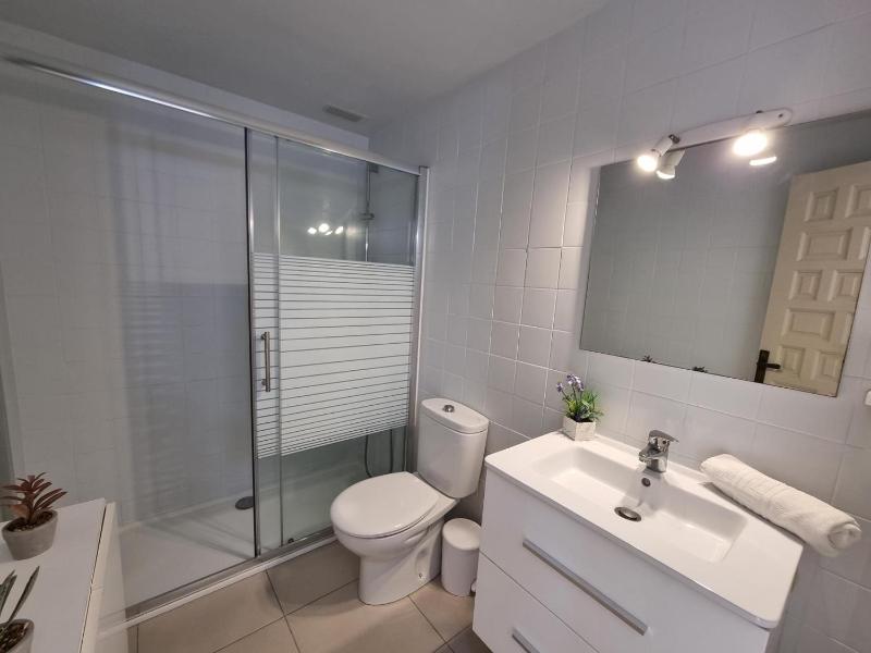 Apartamento a 300 m de la playa con piscina comunitaria en L'Escala - HISP-236-150 - image 4