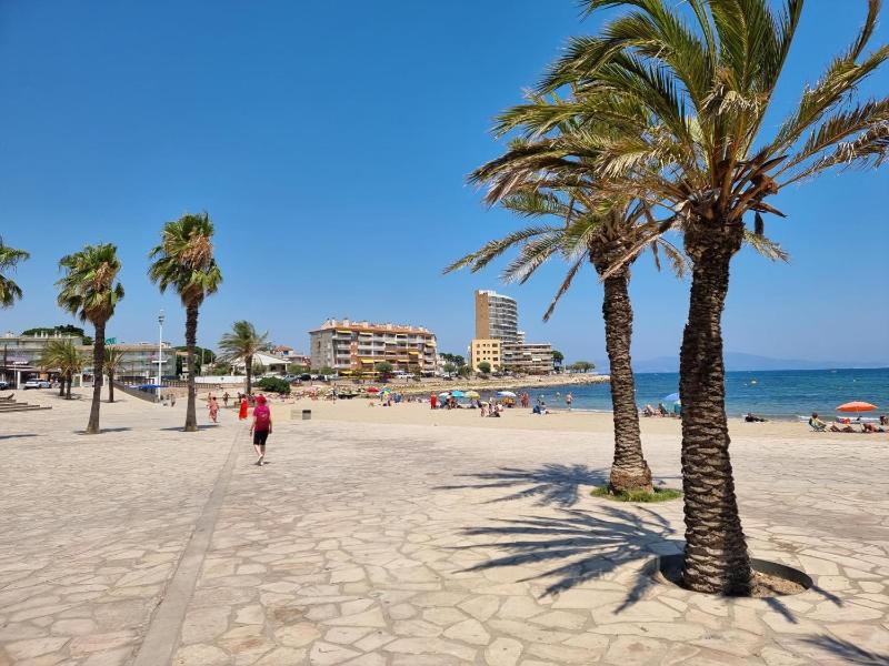 Apartamento a 300 m de la playa con piscina comunitaria en L'Escala - HISP-236-150 - image 5