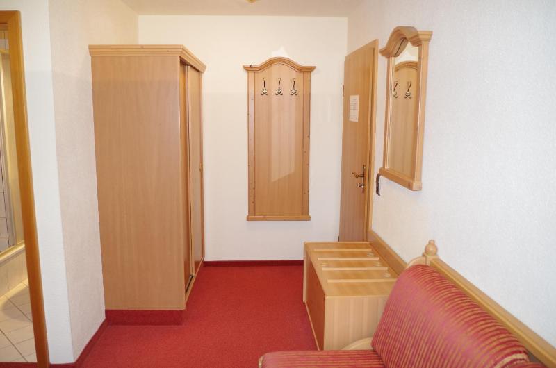 Family Room image 3