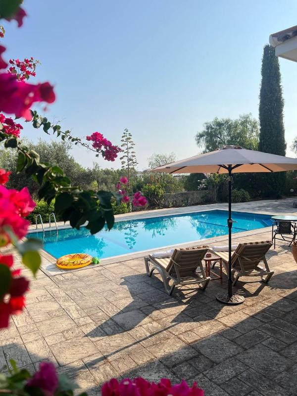 Charming boutique villa In Çatalköy - image 5