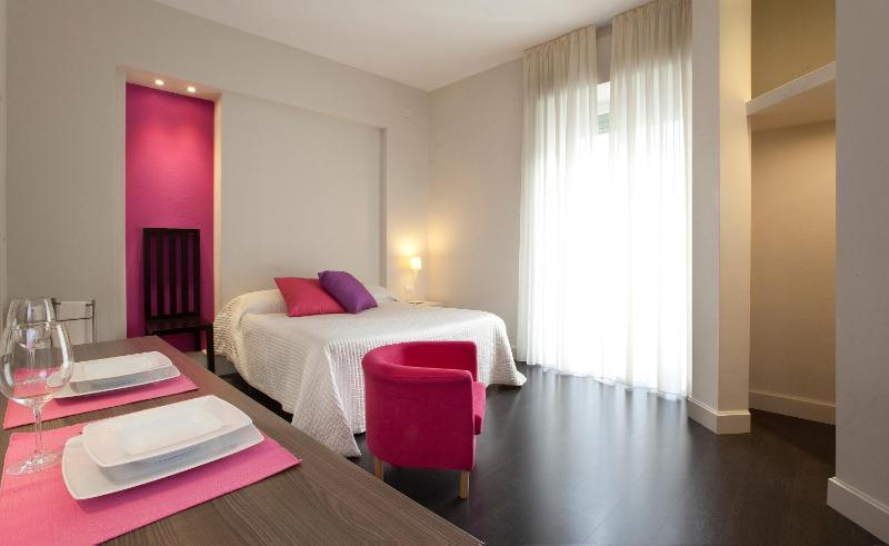 Sorrento Apartments One - image 5