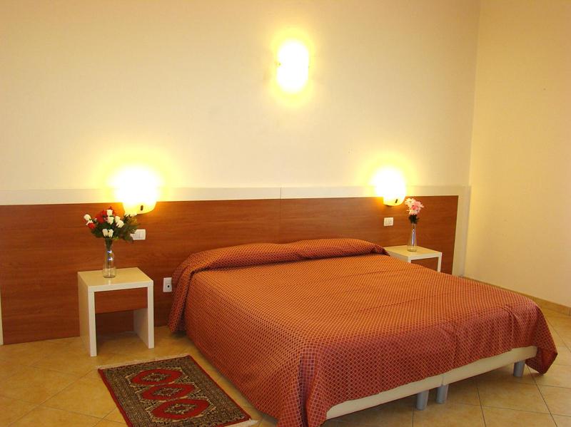 Family Room with Private Bathroom image 1