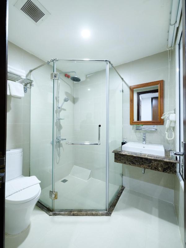 New Century Hotel - image 11