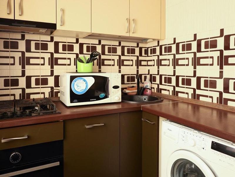 Nauki 24 Avenue - image 2