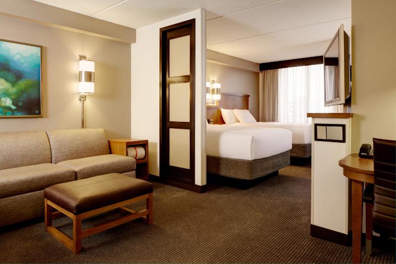 Two Double Beds High floor (with sofa bed) image 1