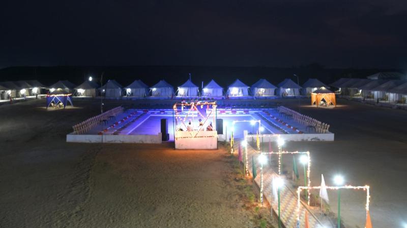 Big Brand Desert Camp - image 2