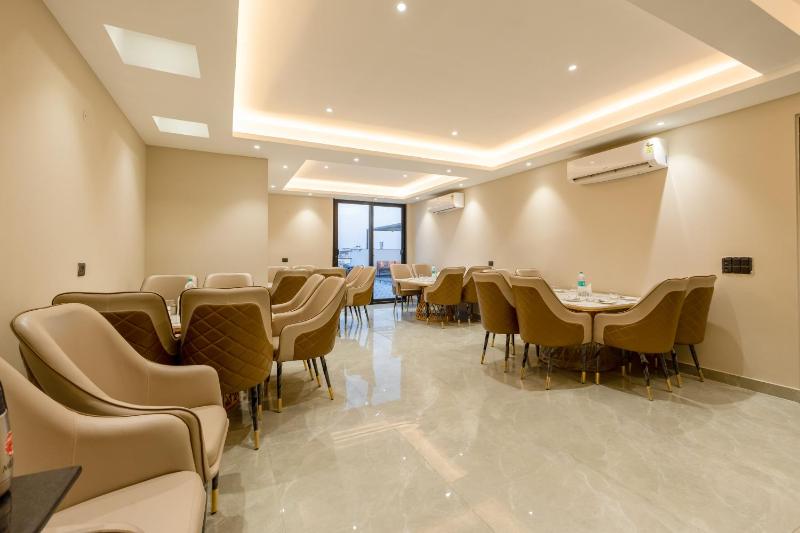 The Embassy Inn - Sector 11 & Near Indoor Stadium - image 41