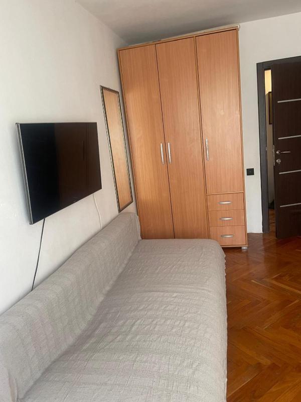 center queen - image 12