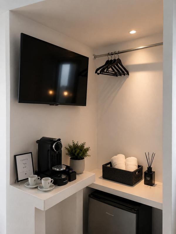 Mykonest Chora Suites - image 10