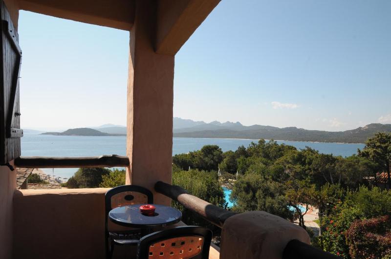 Double or Twin Room with Side Sea View image 1