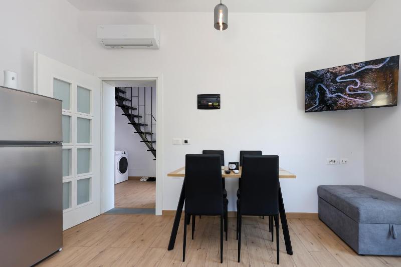 Villa Apartments Center - image 3