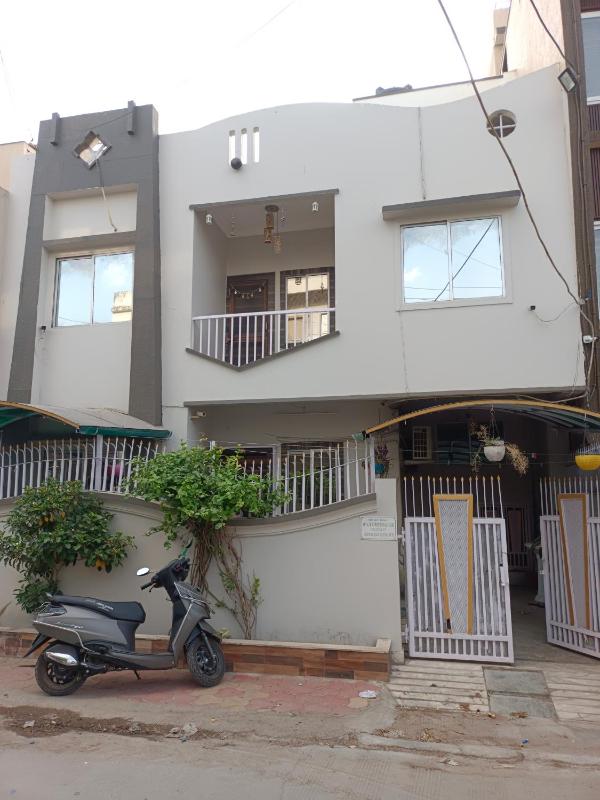 Premium Furnished Duplex Stay - image 6