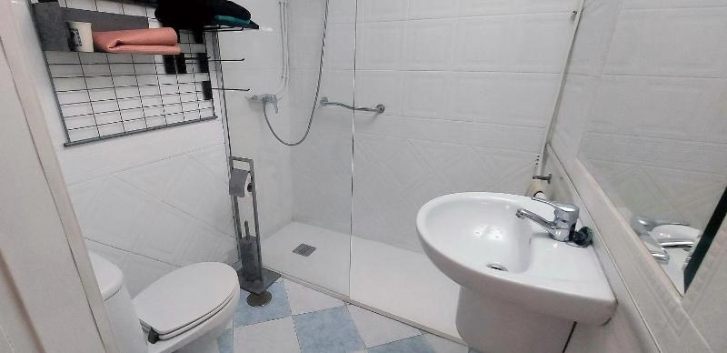 Modern apartment in Alacant 60m² wheelchair accessible - image 32