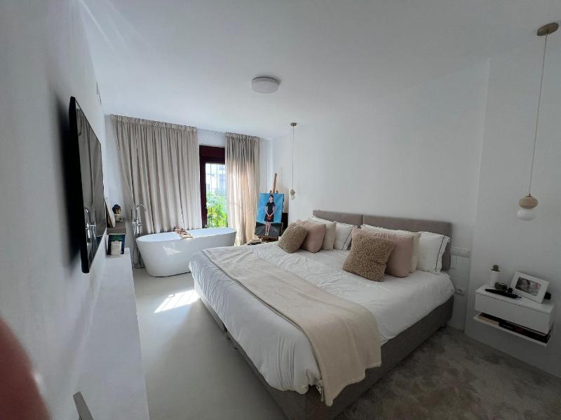Apartamento Nueva Andalucia Marbella - image 2