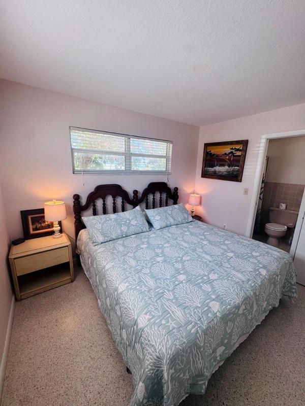 763 North Shore Downstairs Apts - image 8