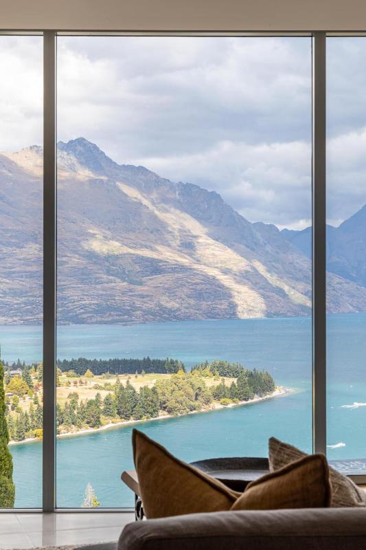 Views on Edinburgh - a Relax it's Done luxury holiday home - image 8