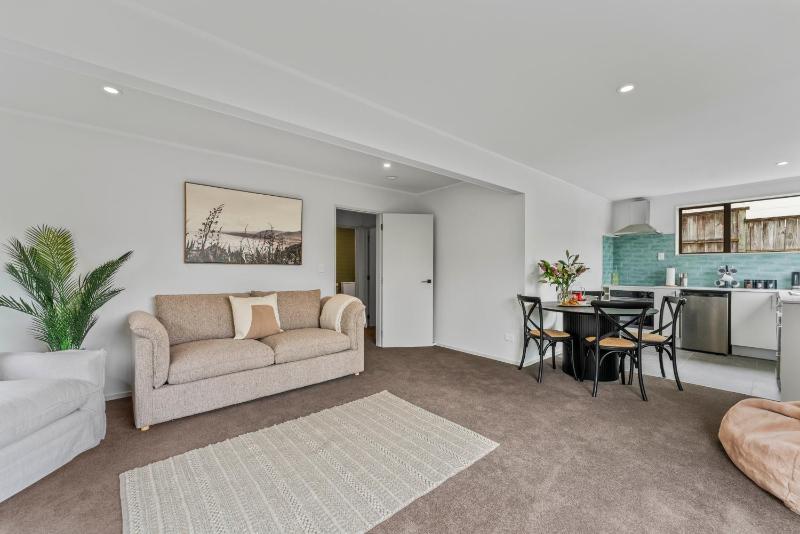 Pataka Lookout Apartment - image 9