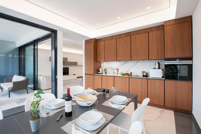 Residenza La Fontana with View Terrace - Happy Rentals - image 26