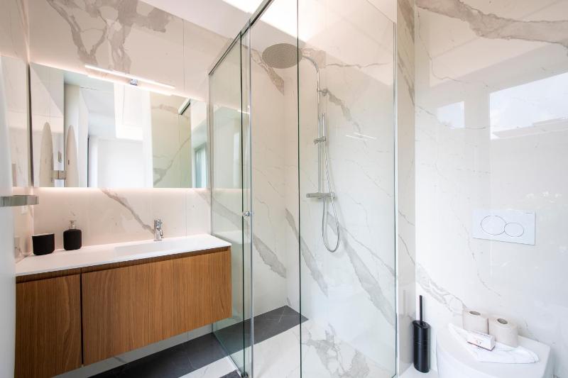 Residenza La Fontana with View Terrace - Happy Rentals - image 12