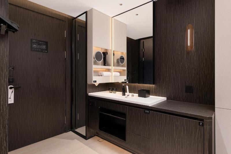 Atour Hotel Hangzhou Linping Century Park - image 5