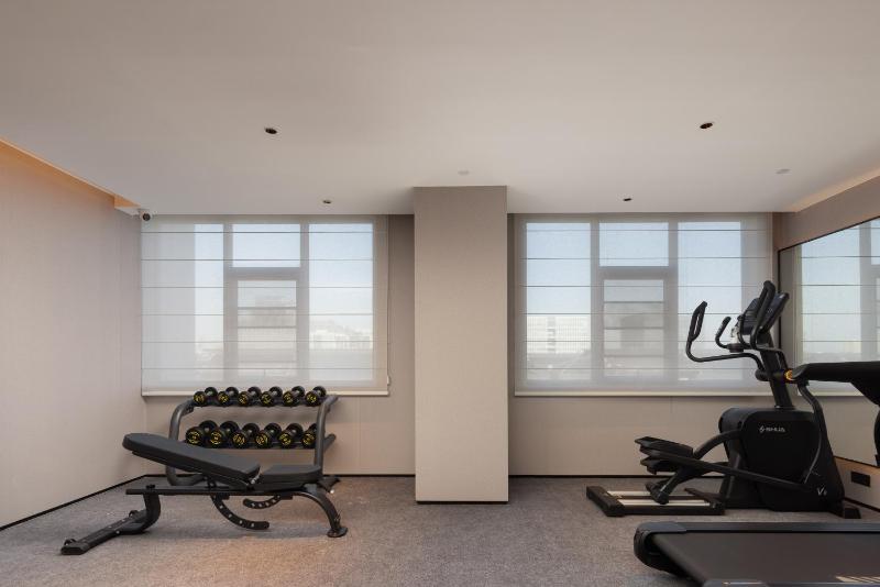 Atour Hotel Hangzhou Linping Century Park - image 3
