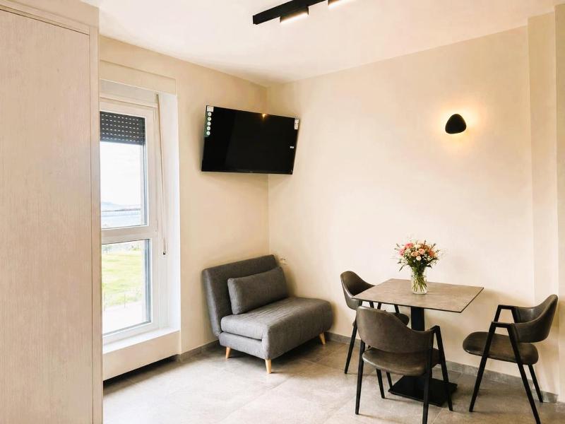 Sunset Drift Apartments - image 11