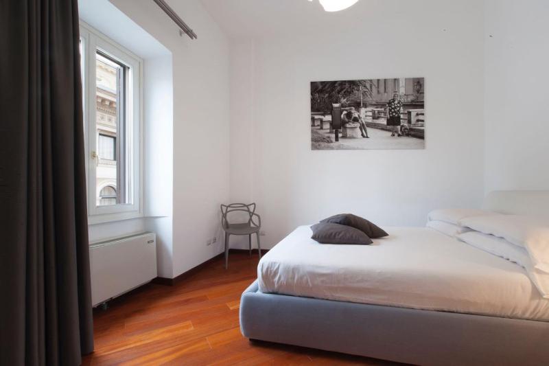 Suite with City View image 4