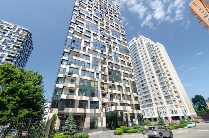 12-94 Tetris Dilova 1-2 Kyiv centre Olimpiiska metro nearby 15 kW backup power Petrovdom Apartment - image 11