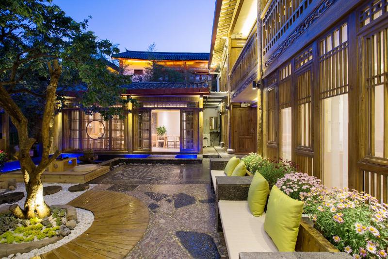 Yuezhu Xuan Zen Boutique Resort Lijiang Ancient TownNaxi courtyard Near Mu's Palace and Zhongyi Market and Sifang StEnglish Host and Travel AssistantFree Airport Pickup for 3 nights and Luggage ServiceDaily Western and Chinese Breakfast - image 12