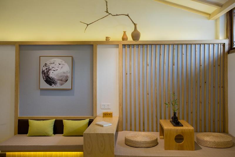 Yuezhu Xuan Zen Boutique Resort Lijiang Ancient TownNaxi courtyard Near Mu's Palace and Zhongyi Market and Sifang StEnglish Host and Travel AssistantFree Airport Pickup for 3 nights and Luggage ServiceDaily Western and Chinese Breakfast - image 3