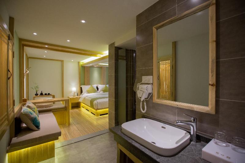Yuezhu Xuan Zen Boutique Resort Lijiang Ancient TownNaxi courtyard Near Mu's Palace and Zhongyi Market and Sifang StEnglish Host and Travel AssistantFree Airport Pickup for 3 nights and Luggage ServiceDaily Western and Chinese Breakfast - image 22