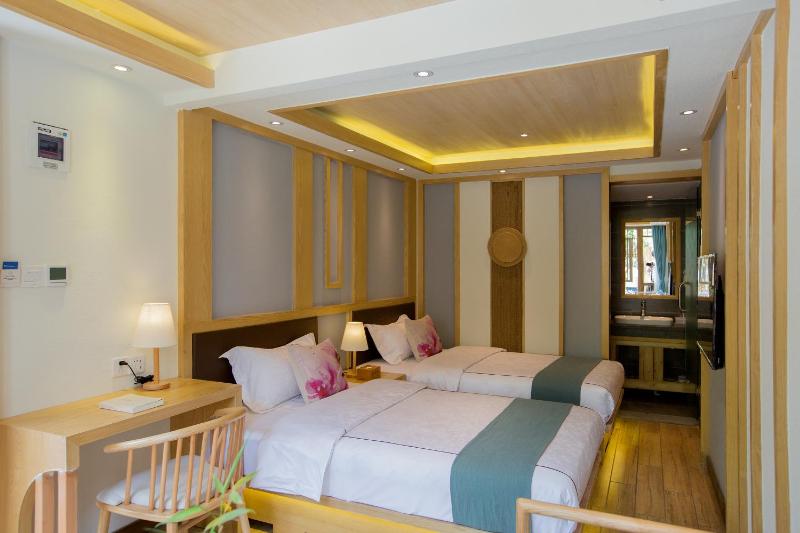 Yuezhu Xuan Zen Boutique Resort Lijiang Ancient TownNaxi courtyard Near Mu's Palace and Zhongyi Market and Sifang StEnglish Host and Travel AssistantFree Airport Pickup for 3 nights and Luggage ServiceDaily Western and Chinese Breakfast - image 10