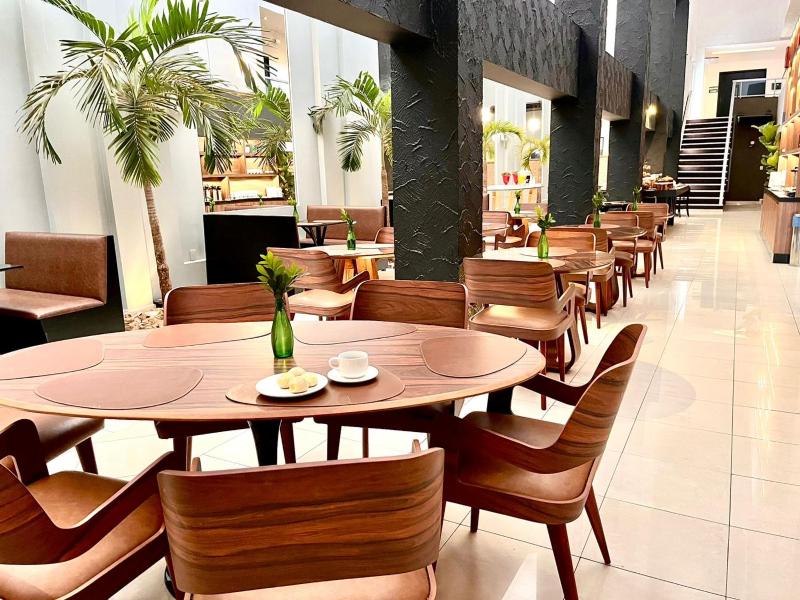 Oasis Tower Hotel - image 5