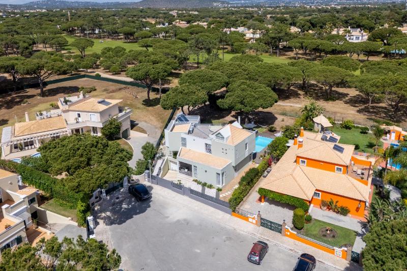 Villa Golf View by Algarve Holidays - image 28