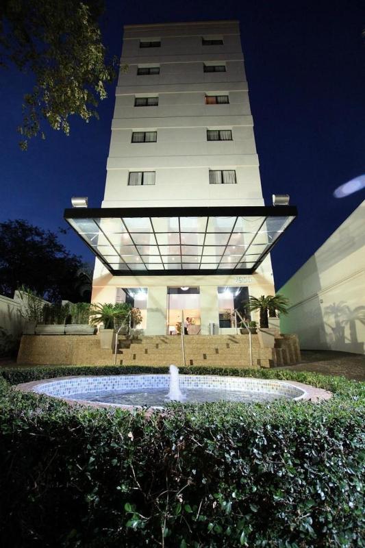 Oasis Tower Hotel - image 11