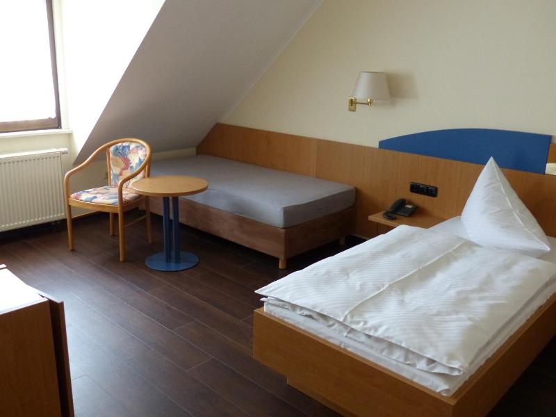Double Room image 1