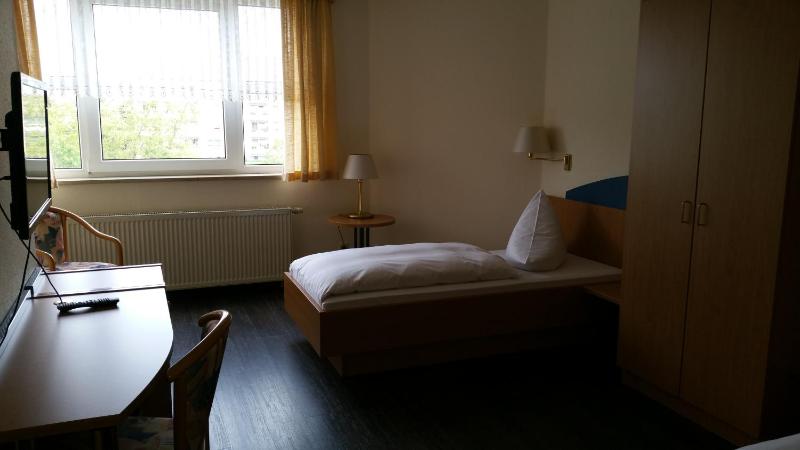 Double Room image 2
