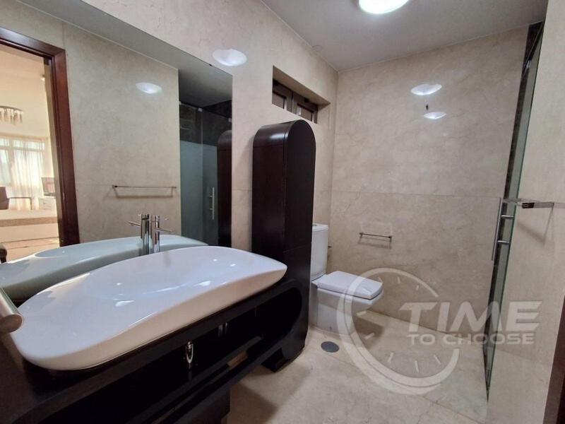 Apartamento T4-Zimbo Tower - image 7