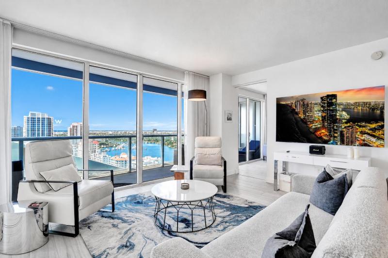 Premier Upgraded FLL 2BR Penthouse Best Views of the W Resort! - image 50