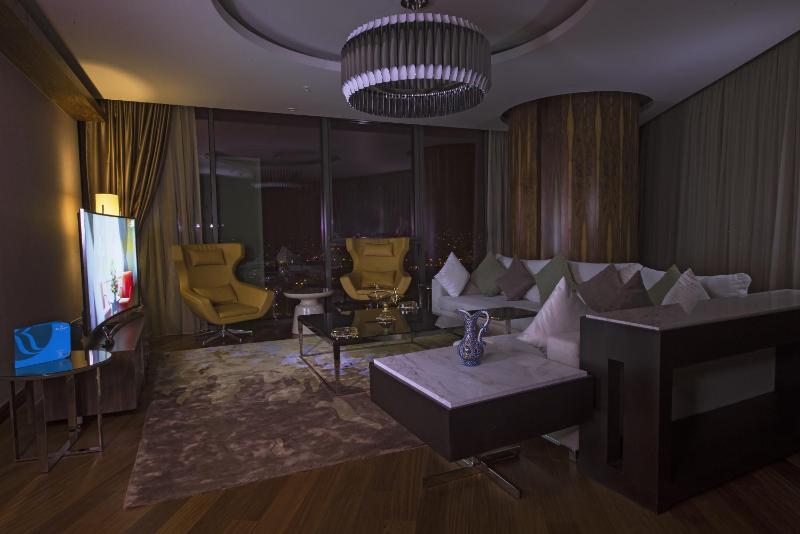 Presidential Suite image 2