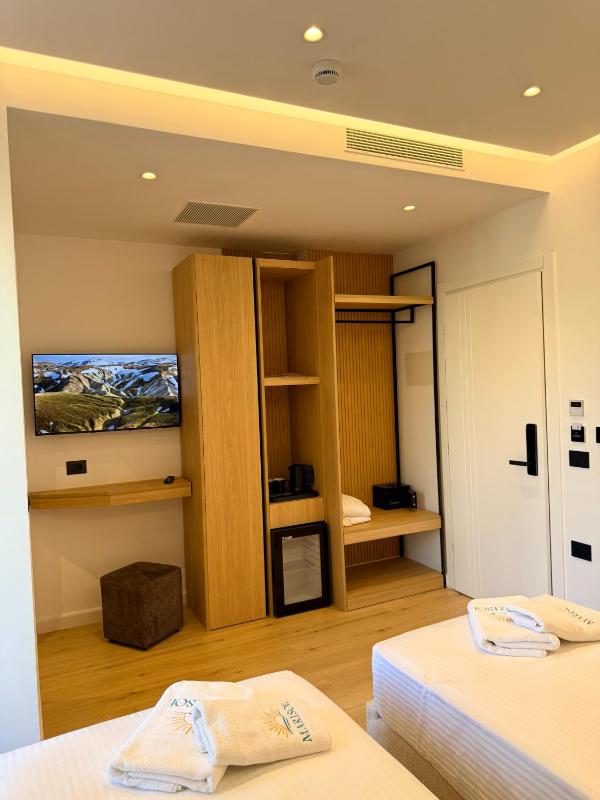 Marisol Hotel - image 2