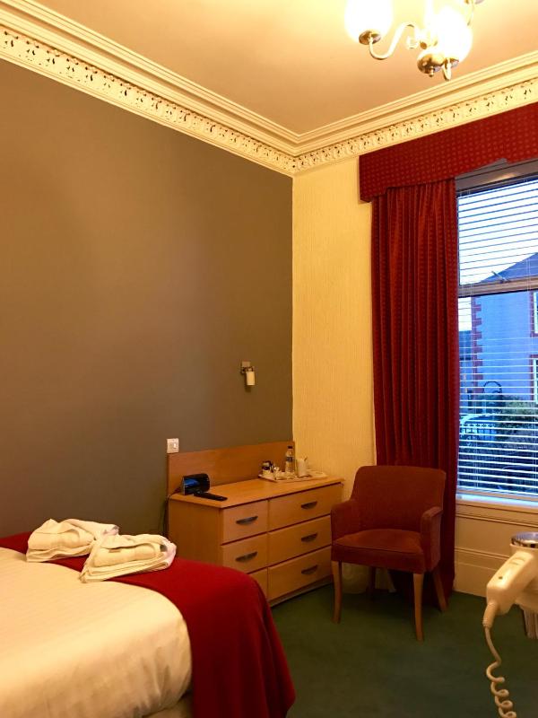 Double Room - Disability Access image 3