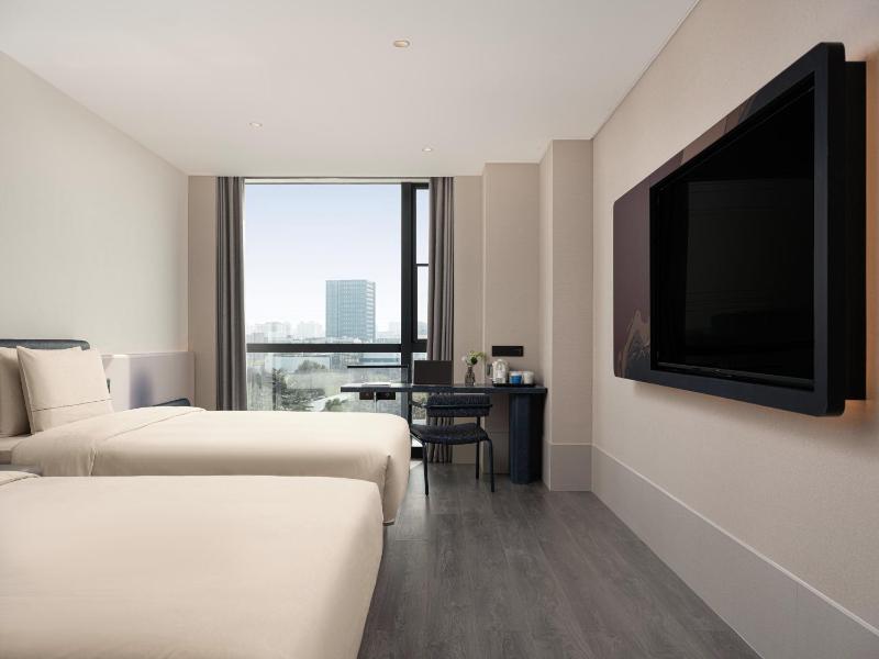 Atour Light Hotel Nanjing North Station Biomedical Valley - image 17