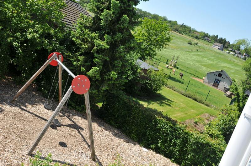 Five-Bedroom House image 3