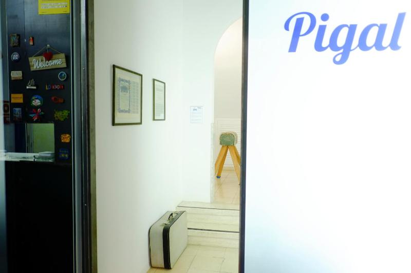 Hotel Pigal - image 24