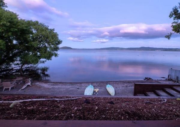 Koutu Hideaway By The Lake with Kayaks - image 2