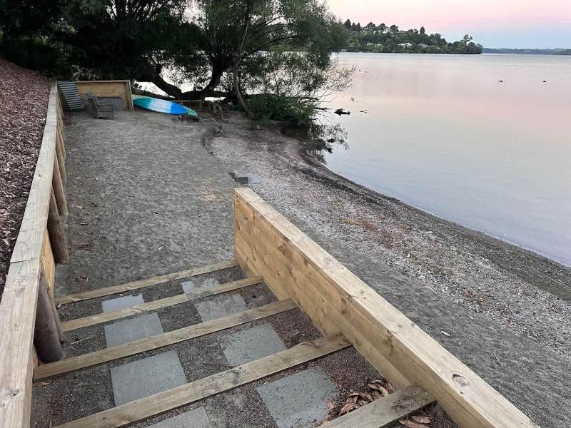 Koutu Hideaway By The Lake with Kayaks - image 11
