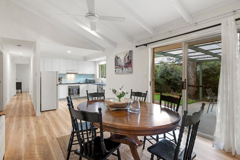 Sunrise on Byron - Spacious Pet Friendly Holiday Home Near Belongil Beach - image 9