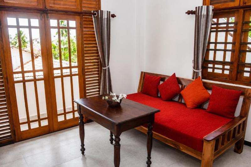 Ravi Villa Hikkaduwa - image 14